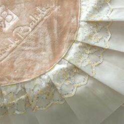 Coperta Invernale In Pile Renato Balestra Con Volant Matrimoniale V223 8 Coperta Invernale In Pile Renato Balestra Con Volant Matrimoniale V223 -Prodotti Per La Casa coperta invernale in pile renato balestra matrimoniale dettaglio