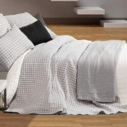 Copriletto Leggero Chess Di Manterol Matrimoniale Y547 -Prodotti Per La Casa copriletto matrimoniale chess manterol cotone grigio 1