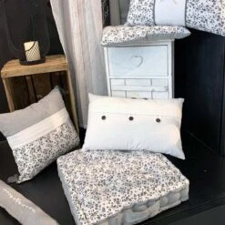 Cuscino Da Pavimento Ombeline 45x45x10 Cm Con Manico J404 -Prodotti Per La Casa cuscino da pavimento ombeline 45x45x10 cm con manico 3