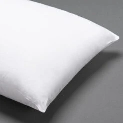 Guanciale Ignifugo Star 900 Gr 50x80 Cm J549 -Prodotti Per La Casa guanciale ignifugo star 900 gr 50x80 cm per hotel dettaglio