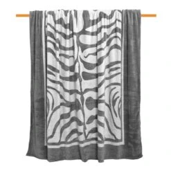 Coperta Plaid Zebra Di Laura Biagiotti In Pile - Dimensioni Varie V344 -Prodotti Per La Casa plaid laura biagiotti motivo zebrato grigio 2