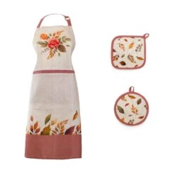 Set Grembiule + Presine Margaret In Puro Cotone Con Stampa Digitale W488 10 Set Grembiule + Presine Margaret In Puro Cotone Con Stampa Digitale W488 -Prodotti Per La Casa set grembiule presine margaret rosa 1 1