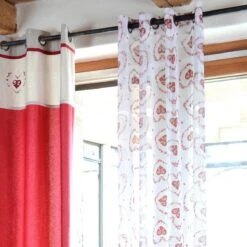 Tenda Arredo Trasparente Pauline Con Borchie 135x260 Cm W671 -Prodotti Per La Casa tenda trasparente pauline 135x260 cm rosso 1 1