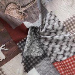 Tessuto Al Metro Chalain Country/Tirolese/Natalizio 100% Cotone H.140 Cm Q042